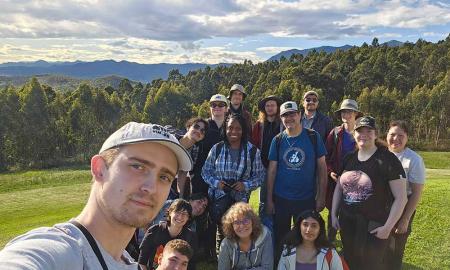 Imagen El MUJA acoge el curso de Geología de la Universidad de Saskatchewan