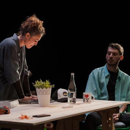 Off Niemeyer. La secuencia