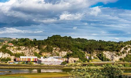 Imagen El Centro Tito Bustillo inaugura la exposición El poblamiento prehistórico en el valle del Sella centrada en investigadores e investigadoras que contribuyeron a su conocimiento